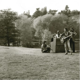 JFAM Photo - pg 72 73 Ronnie Lane Slim Chance Passing Show music on the lawn BW 1 photo credit-