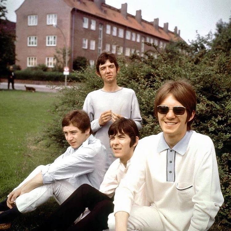 Small Faces - color 11.1 -TSF_IG