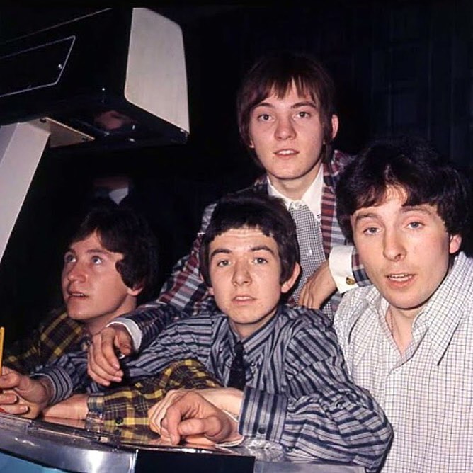 Small Faces - with Jimmy Winston 3 -bowling alley -TSF_IG